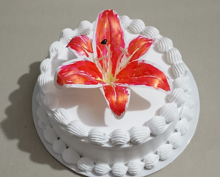 Lily-Themed Birthday Cake - Image 2